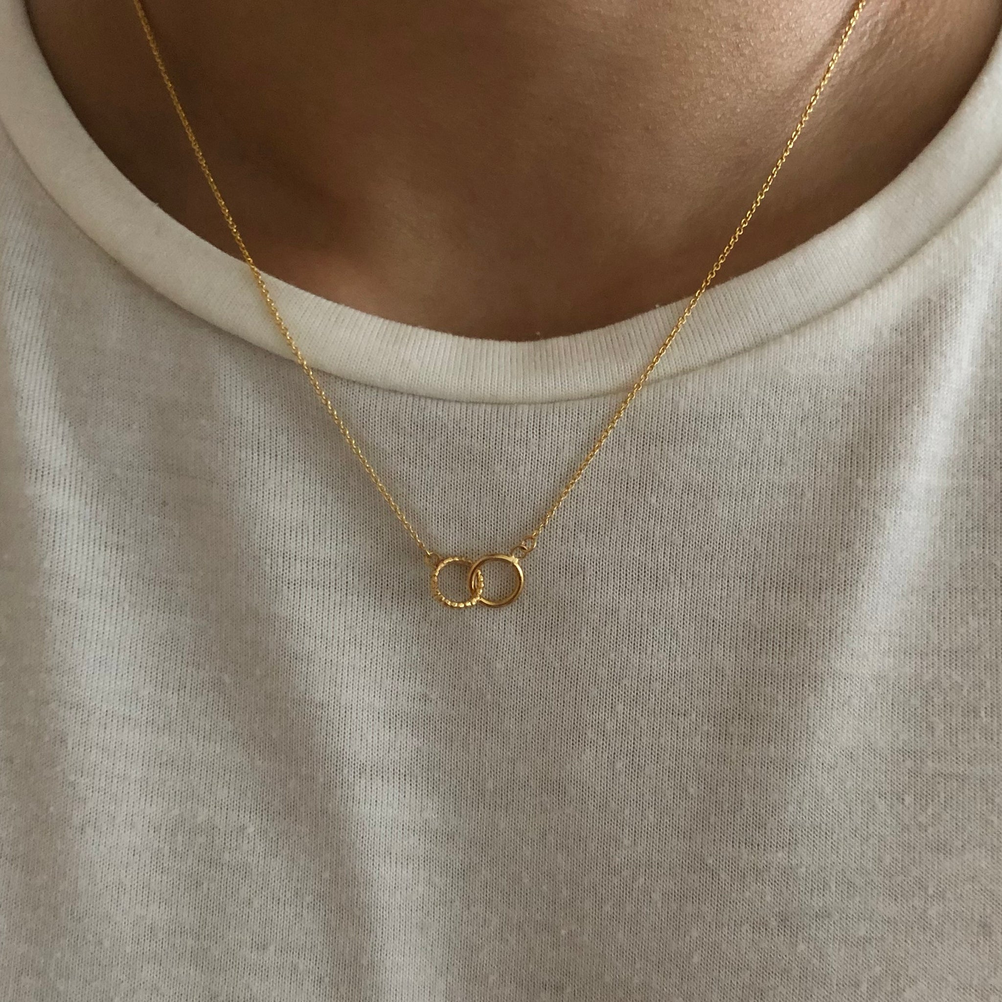 Interlocked Mini Rings Necklace