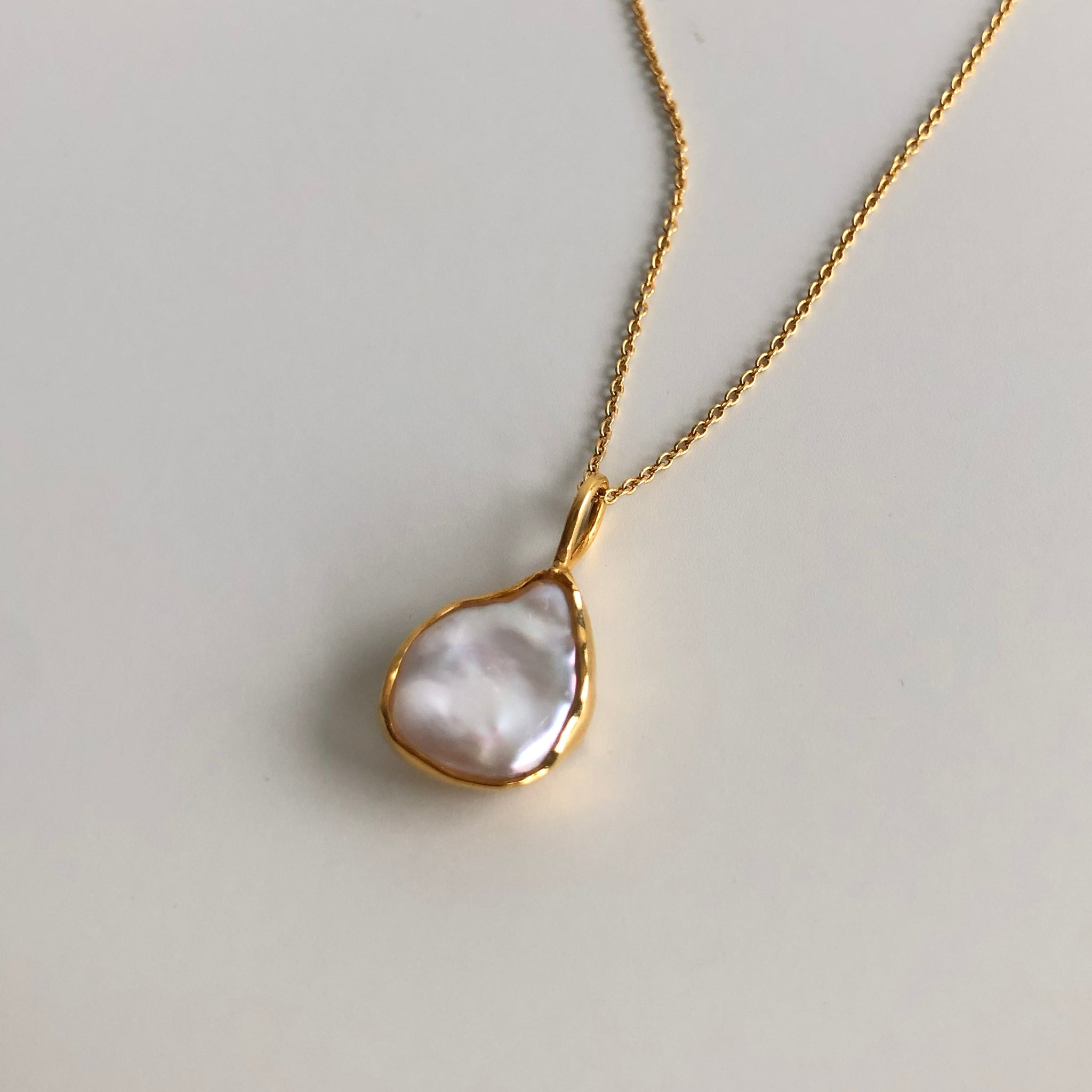 Pearl with Gold Outline Necklace